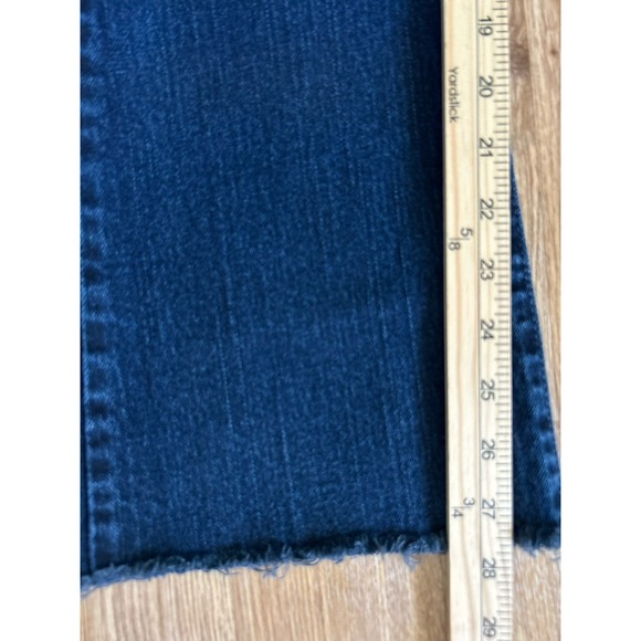 Levi  518 Super Low Bootcut Jeans With Raw Hem Size‎ 5 M - Picture 6 of 11